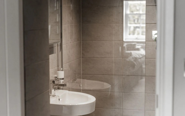 Plum and Partridge Inn