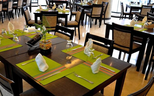 Hotel Plaza Meru