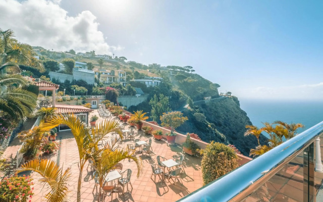 Hotel Ocean Gardens
