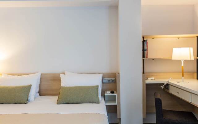 T Hotel Premium Suites