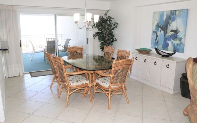 Jamaica Royale 403 - 2 Br Condo