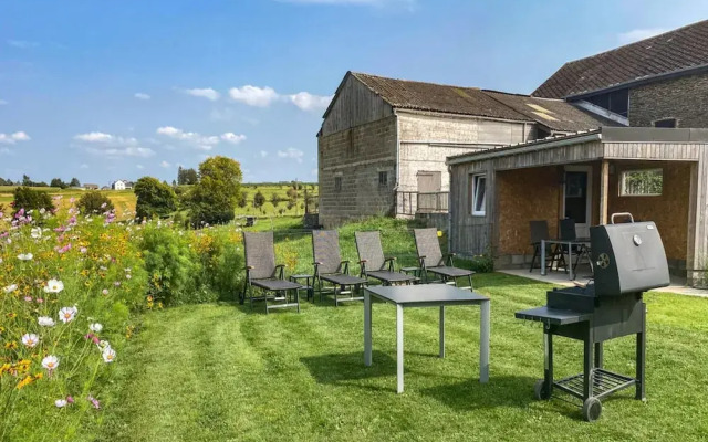 Pretty Farmhouse in Houffalize With Courtyard