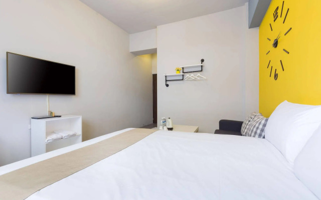 MUNA Hostel