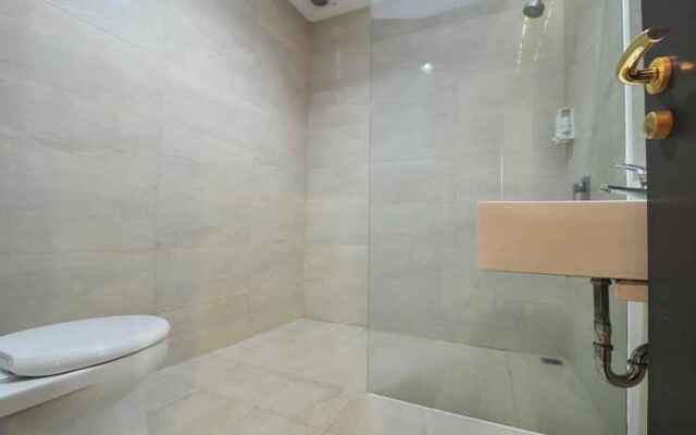 Studio Inn & Suites