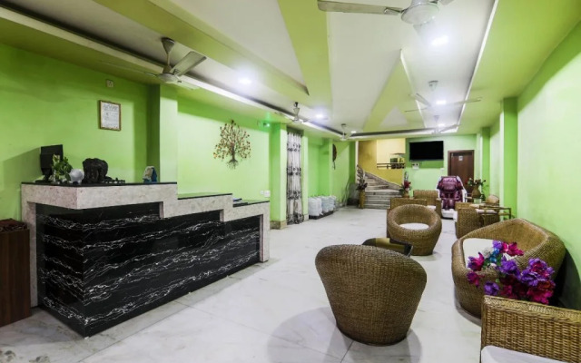 Hotel Am Palace by OYO Rooms