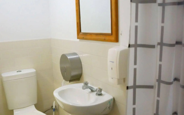 Sundancer Backpackers Resort