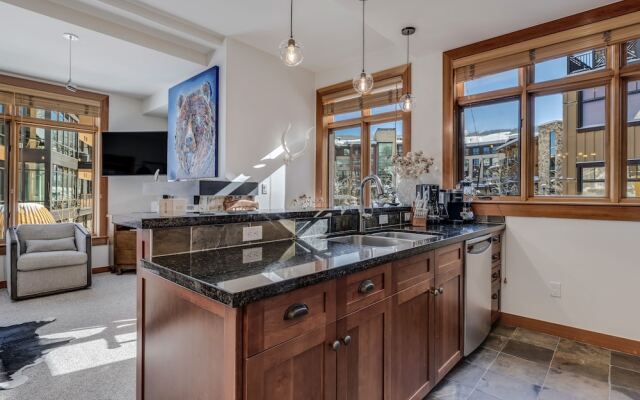 Capitol Peak Lodge by Snowmass Mountain Lodging