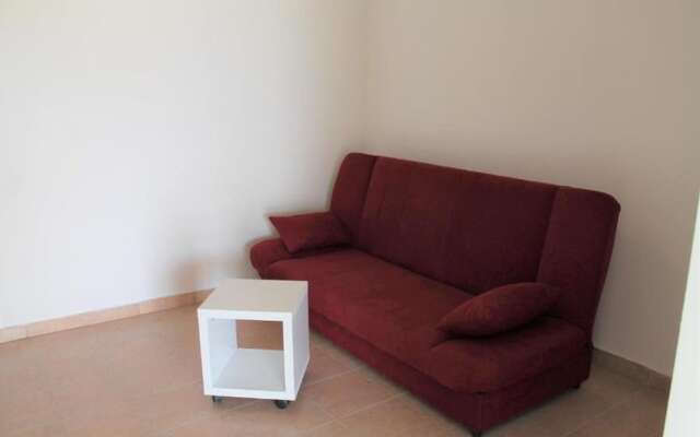 Snjeza - 80 m From Beach - A2 Apartman