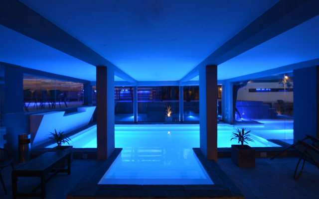 Piazza Hotel