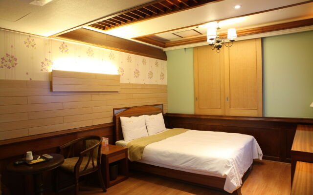 King Hotel