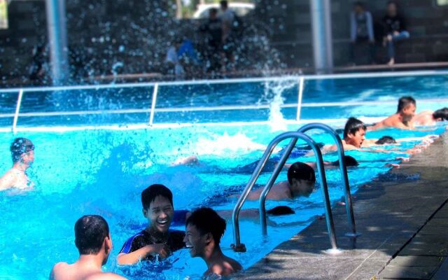 Whiz Residence Darmo Harapan Surabaya