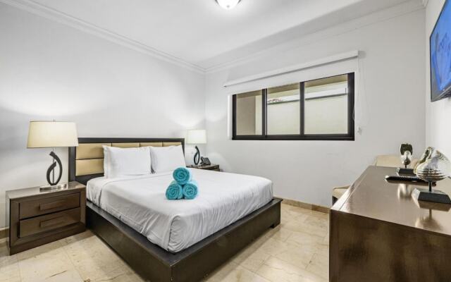 Beautiful One Bedroom Ground Level Palmaruba