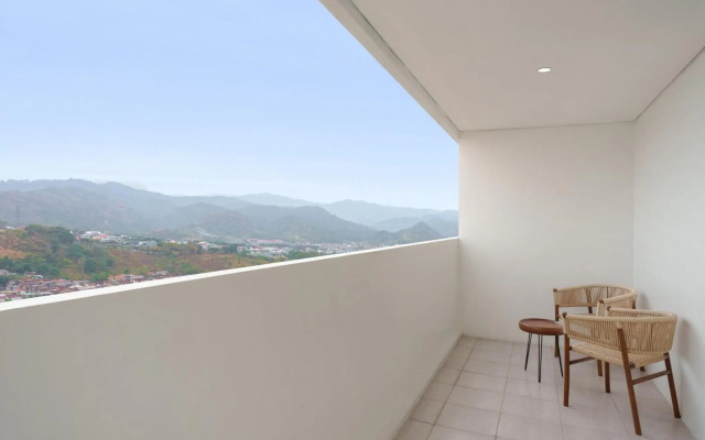 Golden Tulip Springhill Lampung