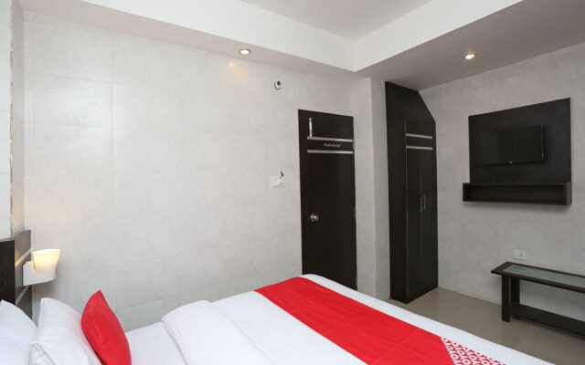 OYO 11869 Kakkson INN