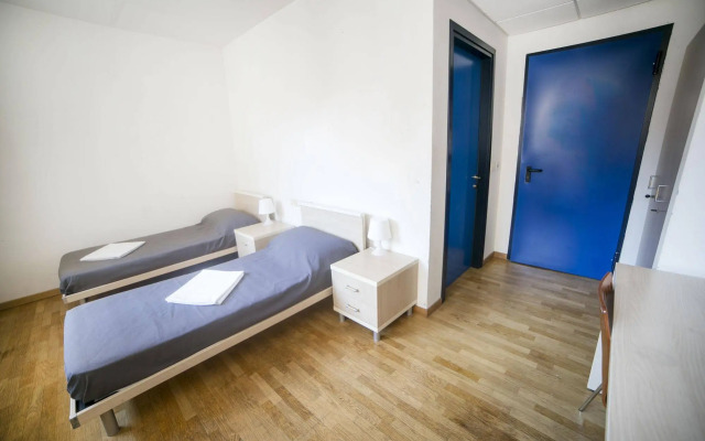 Sunny Terrace Hostel
