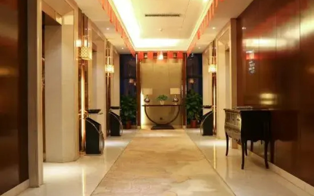 Crown Century Hotel