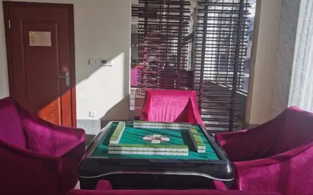 Huasheng  Hotel