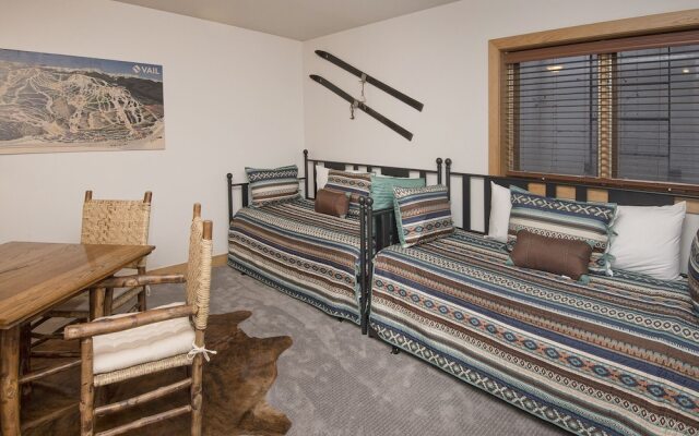 2109 B Chamonix 4 Bedroom Home by RedAwning