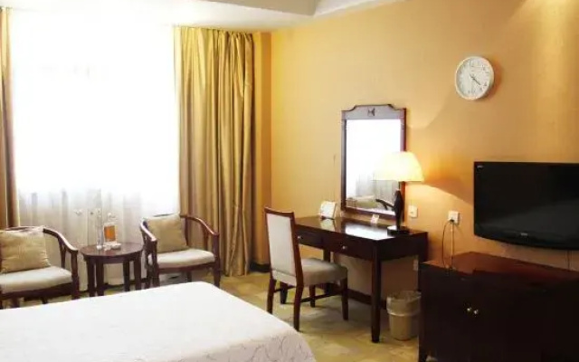 QMAX Peninsula Hotel (Huainan Top 100 Business and Trade)