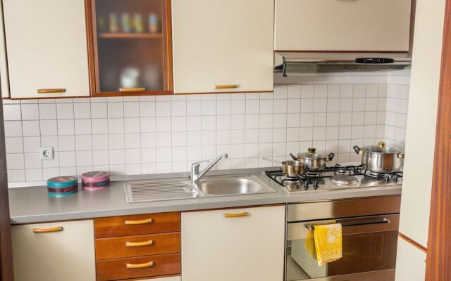 Pool Apartments Galeb