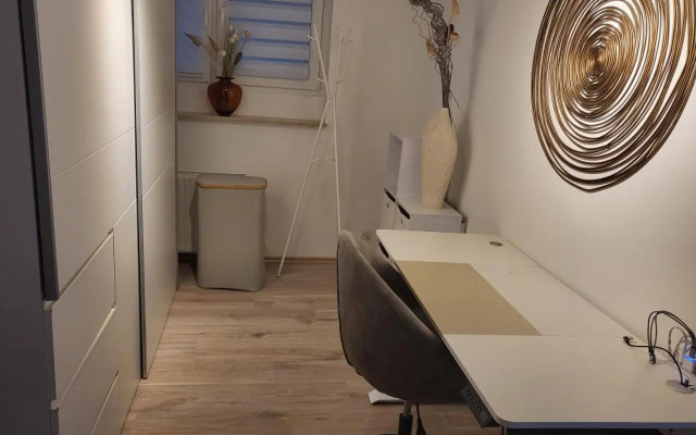 Lounge 1