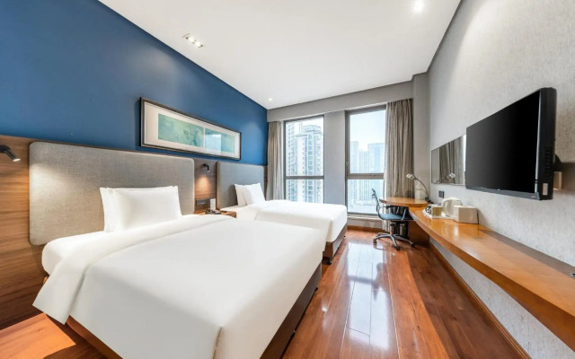 Holiday Inn Express Chongqing Guanyinqiao by IHG