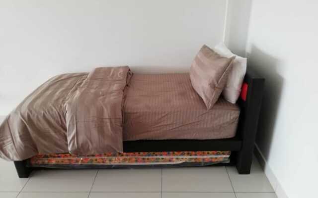 3 Tower Duplex Unit Apartment