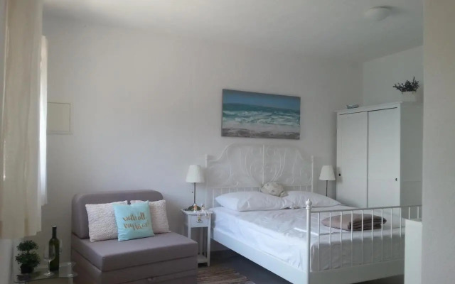 Studio Apartment Luce 2