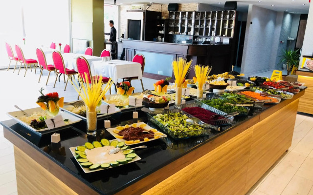 Grand Amisos Hotel