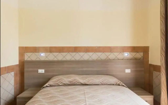 Hotel Alex Square