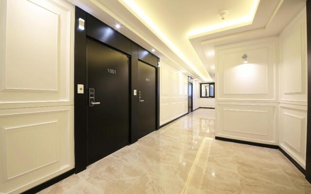 Premium AVA Hotel Sasang