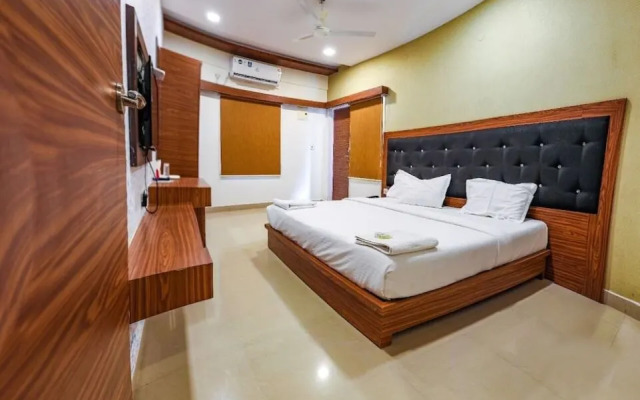 Star Holiday Inn by Nexstay