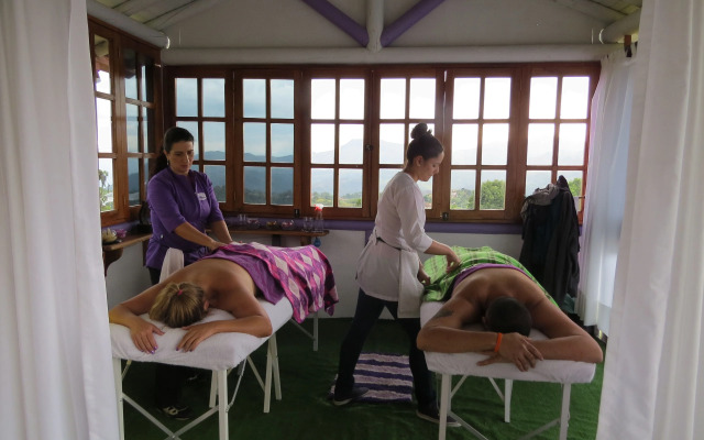 Cabañas y Flores Finca Hotel