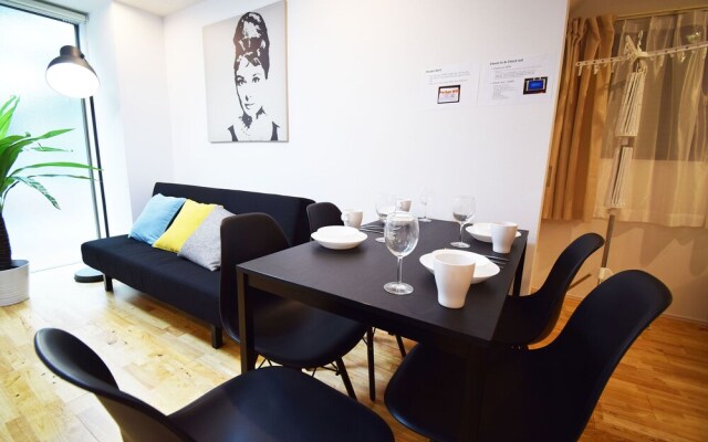 Oval Tokyo Minami Ikebukuro 102