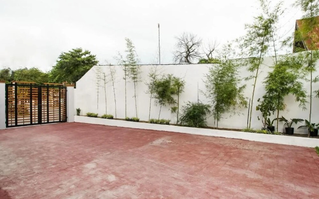OYO 458 Kathy's Home Garden Suites