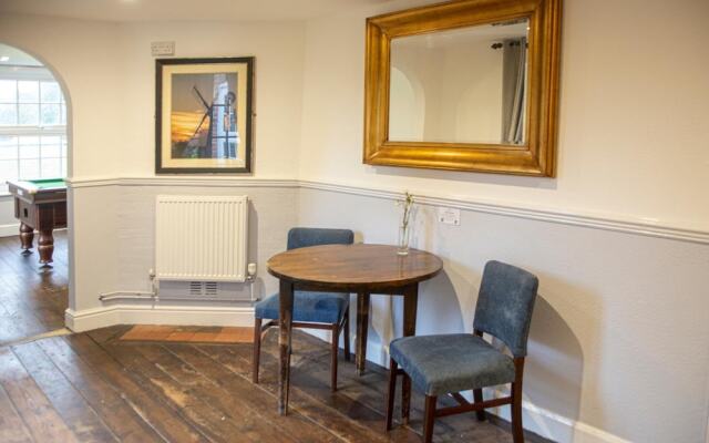 Sutton Staithe Hotel
