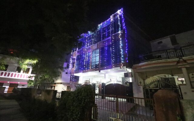 Oyo 18395 Star Palace