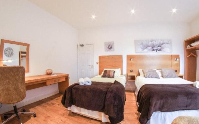 Tunnard House