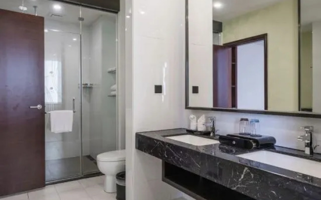 Chongqing Guobin Hotel