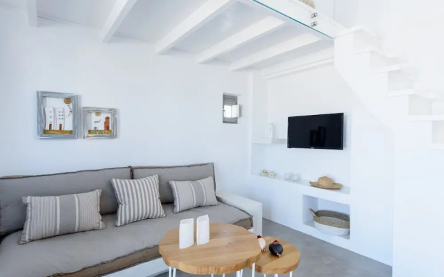 Sandy & Salty Villas