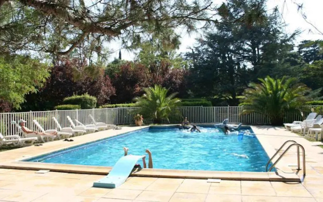 Chateau de Saint Aunay