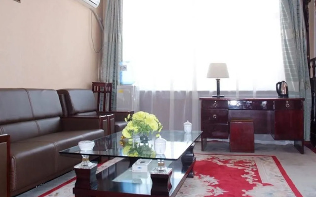 Wutaishan Hotel (Xinjian North Road)