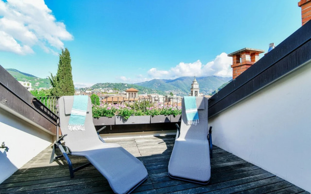 My Home In Como - Exclusive Atticex