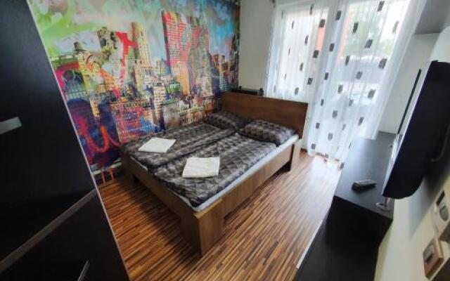 Royal Luxus Wellness Apartman