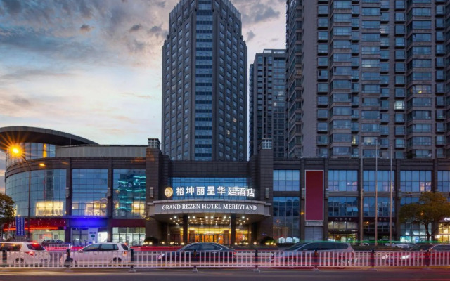 Merryland Traders Hotel