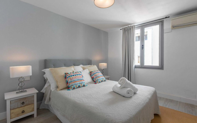 Stylish 5-Bdrs Duplex/Penthouse - Heart Of P.Banus