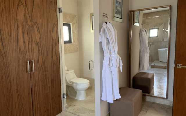 Xaha Villas Suites & Golf Resort