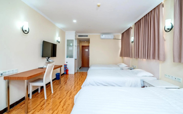 LN White House Hotel