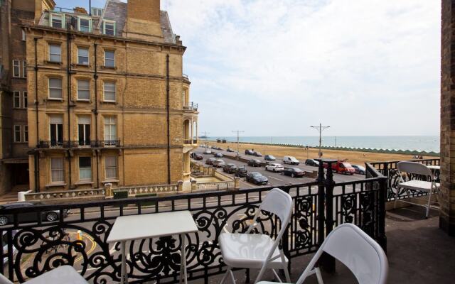 3 Bedroom Seafront Apartment