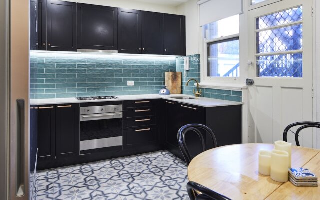 Stylish 1 Bedroom Apt 5 Minutes To Melbourne CBD